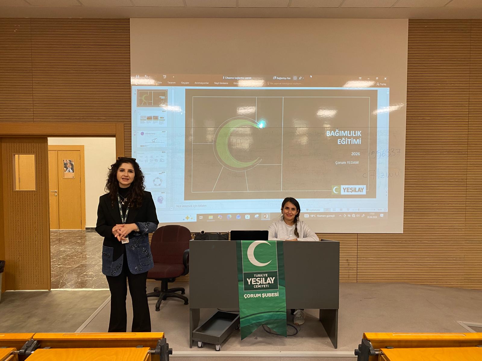 Sağlık Bilimleri Fakültesi Öğrencilerine Bağımlılıkla Mücadele Oryantasyon Eğitimi Verildi. 