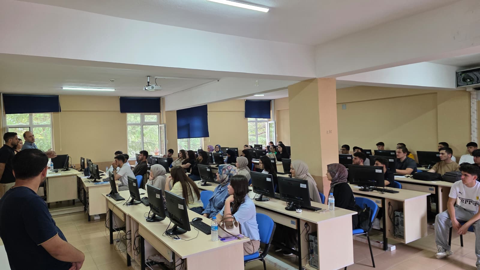 Bilgisayar Programcılığı Programı Öğrencilerimiz İçin 2026-2027 Oryantasyon Programı Gerçekleştirildi