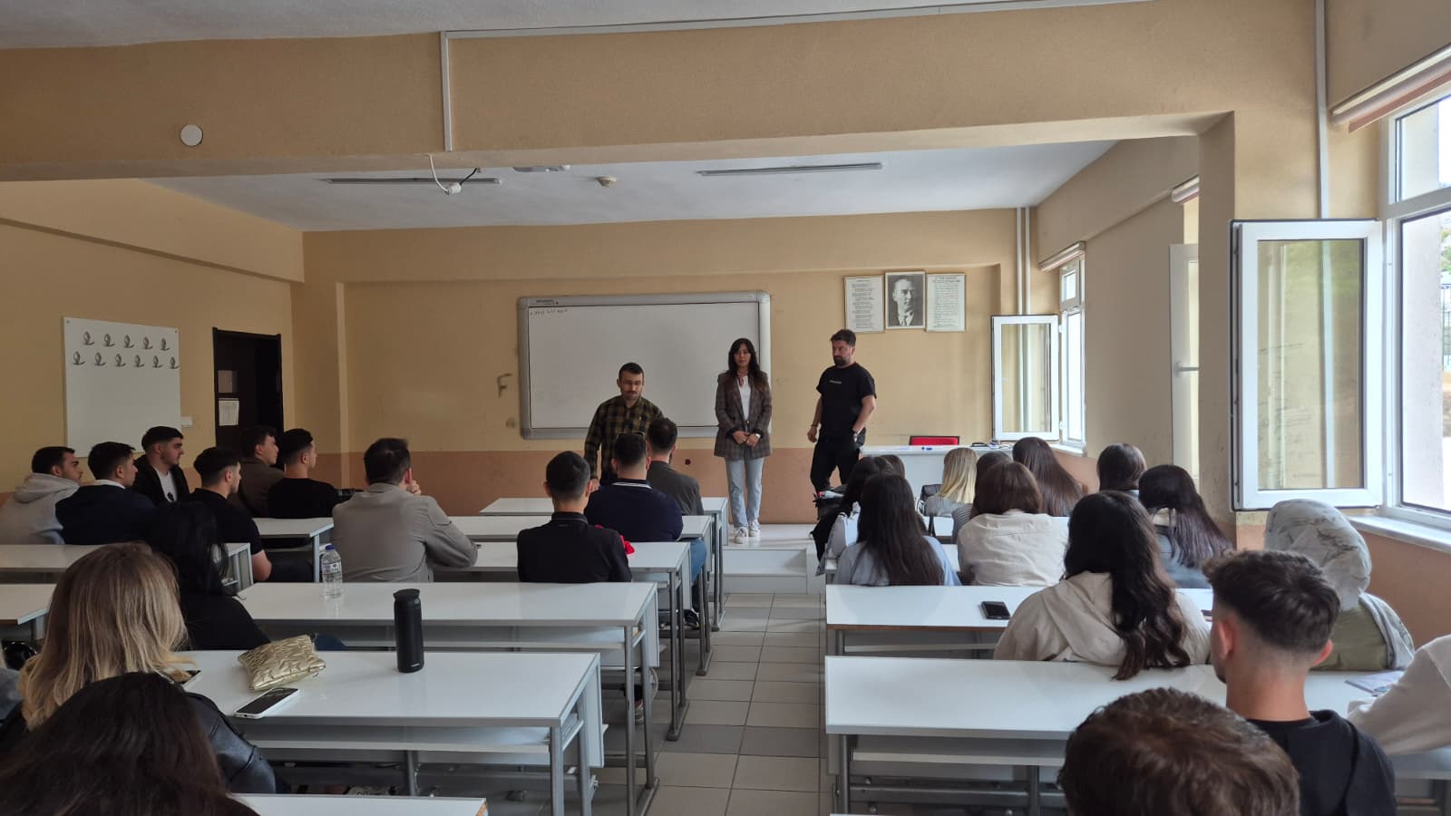 Lojistik Programı Öğrencilerine Uyum Eğitimi Gerçekleştirildi