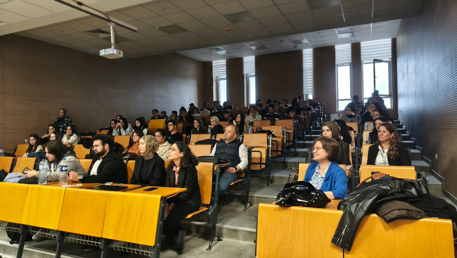 Dünya Ruh Sağlığı Günü Kapsamında “Ruh Sağlığı ve Ruhsal Hastalıklarda Damgalama” Paneli Gerçekleştirildi